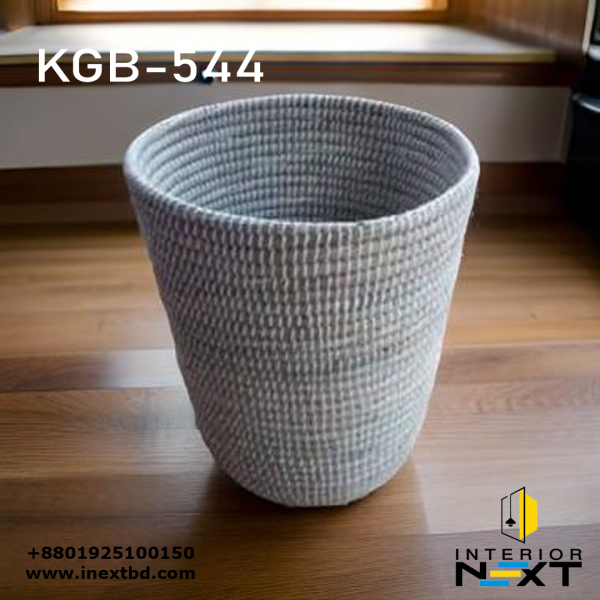 Handcrafted Rattan Wastebasket – Eco-Friendly Round Tapered Trash