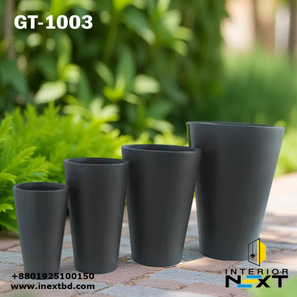 Modern Cone Garden Planter Set – Sleek Outdoor Pots